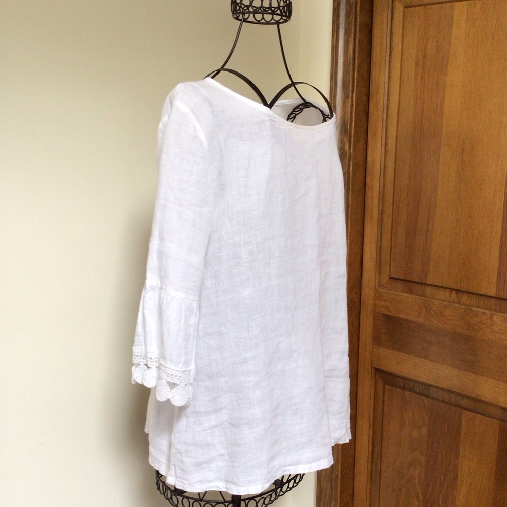 Terzo Millanio white linen top, new with tags, small - Picture 3 of 5